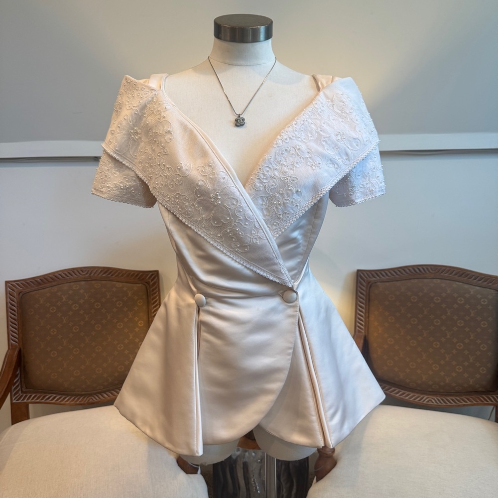 Gorgeous RARE Vintage 80s Peplum Blouse by WATTERS